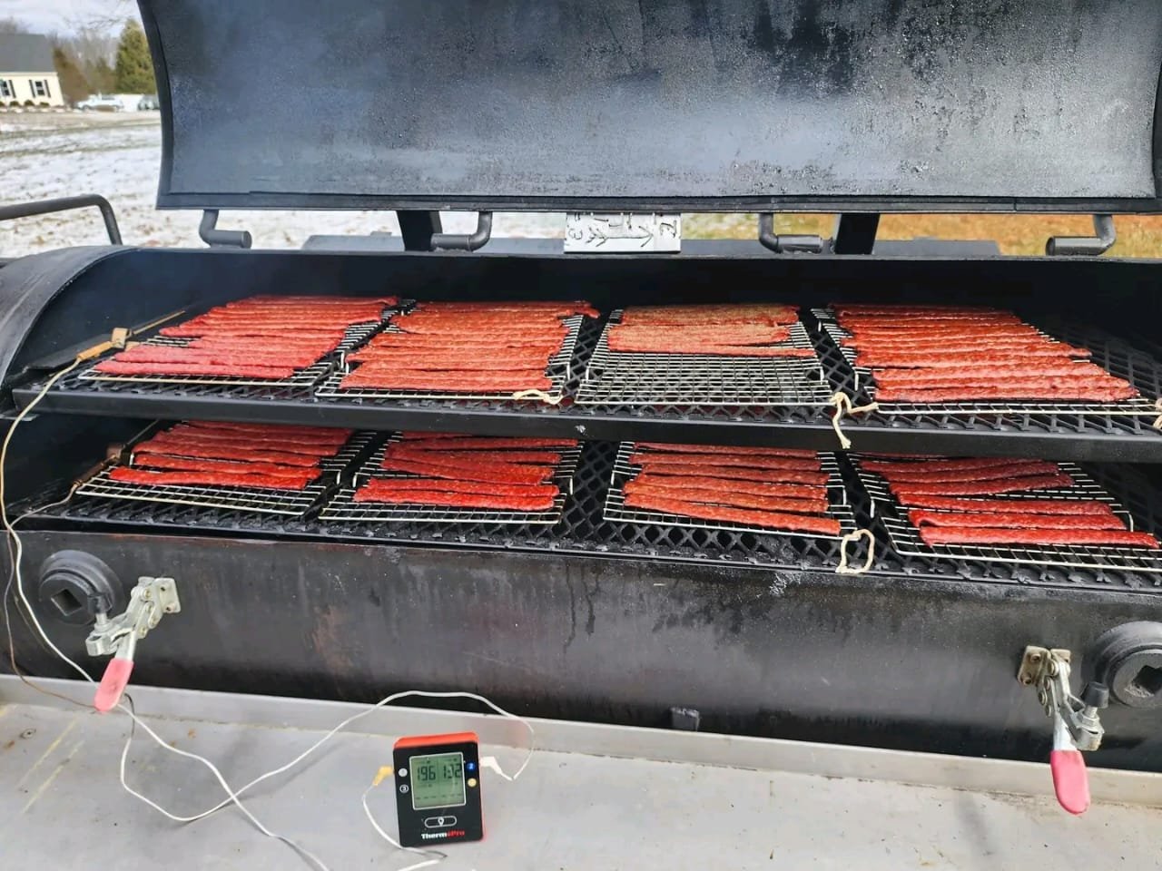 Smoker Cooking Grate Structure