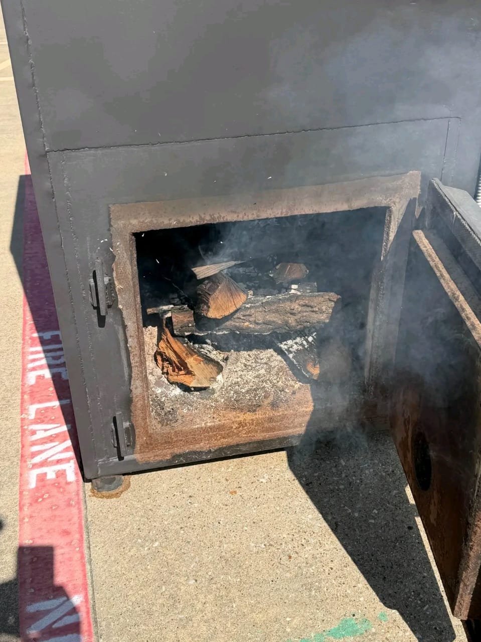 Insulated Firebox Interior – Joe Duncan Smoker