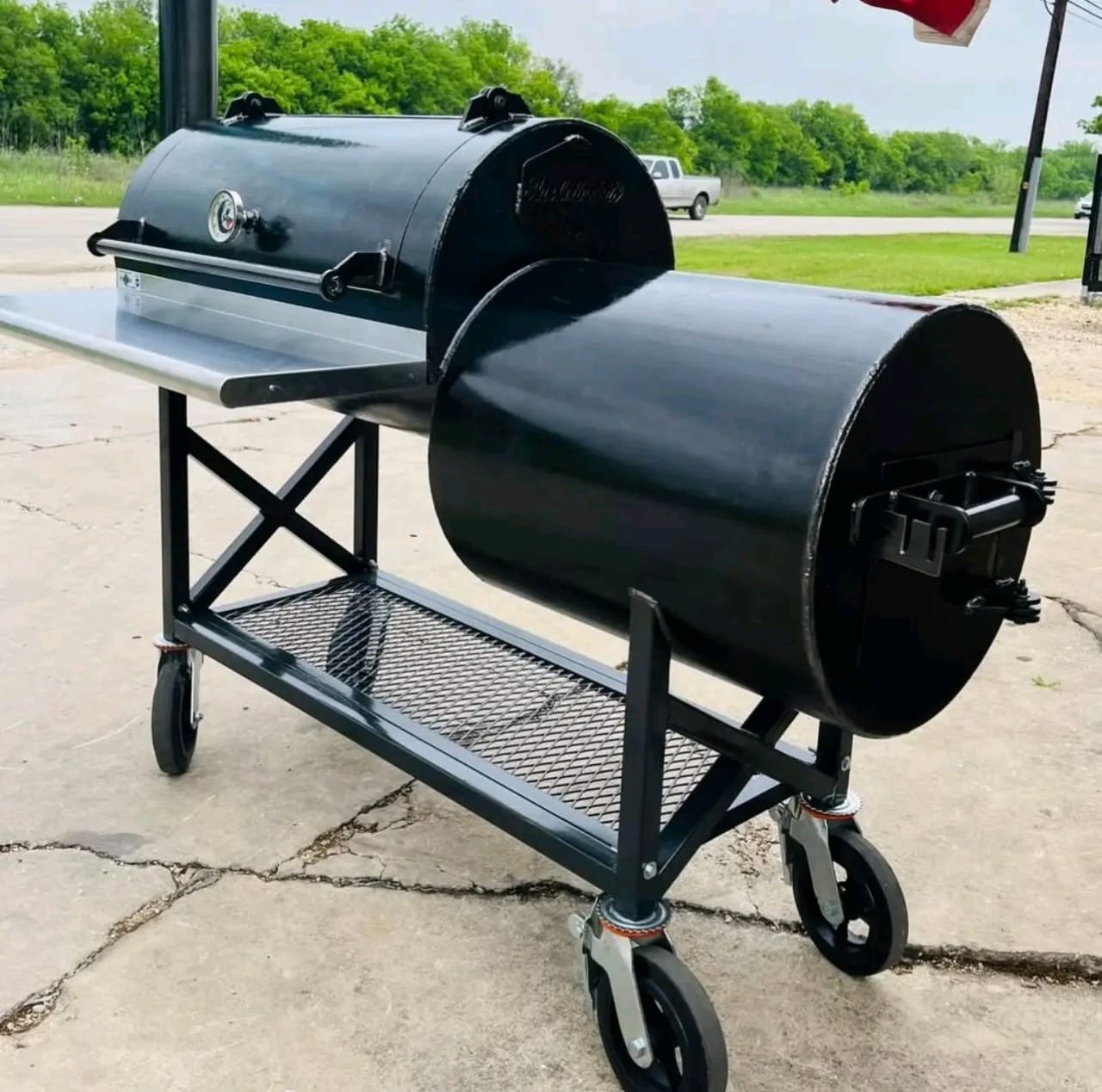 bbq sides 120 Gallon Offset Smoker with Stainless Shelf