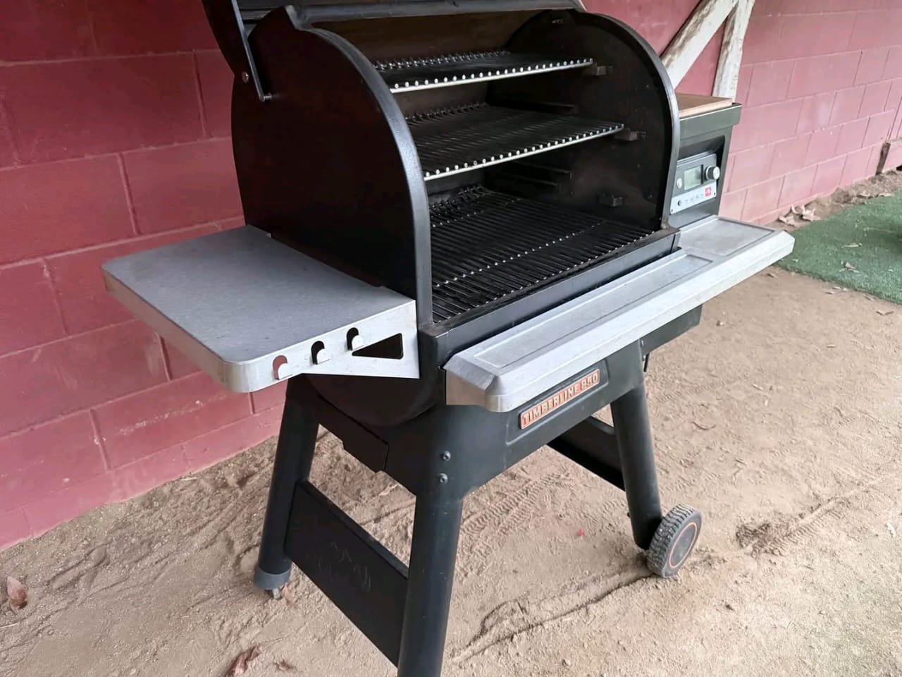 Open Lid View – Timberline 850 Gen 2