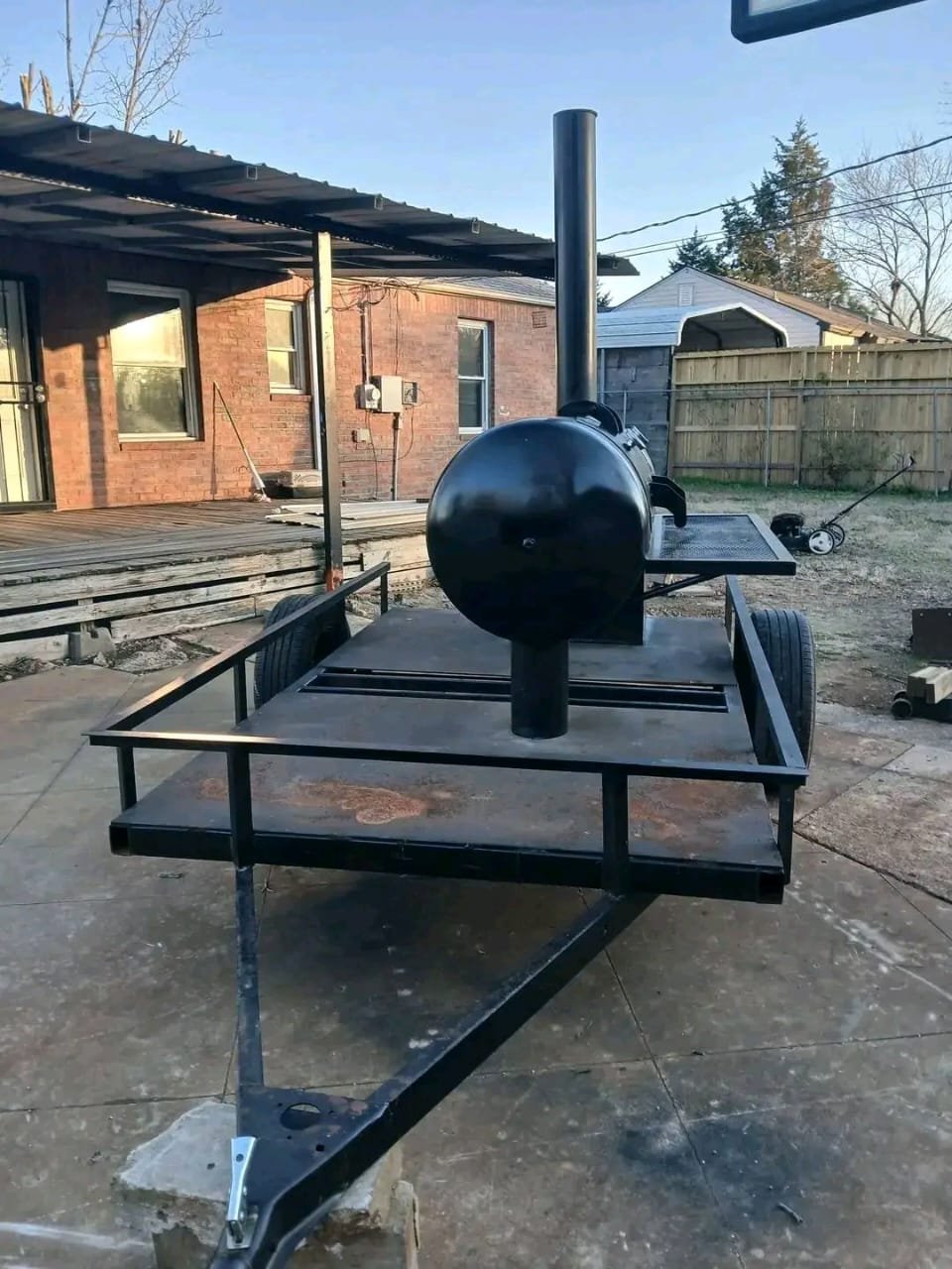 Front View – Insulated Firebox and Hitch System
