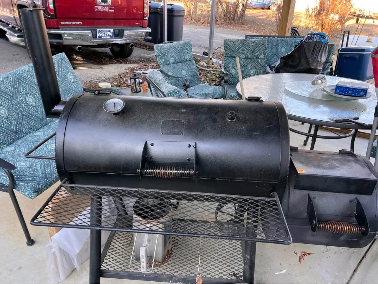 Front Profile – Traeger Pro 780 vertical smokers