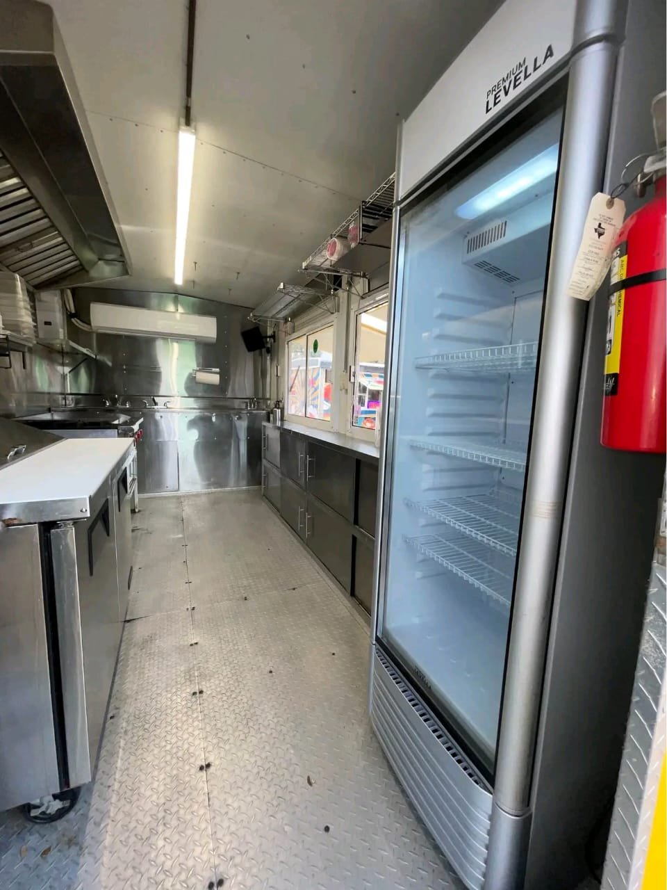 Interior Kitchen Layout – Food Trailer