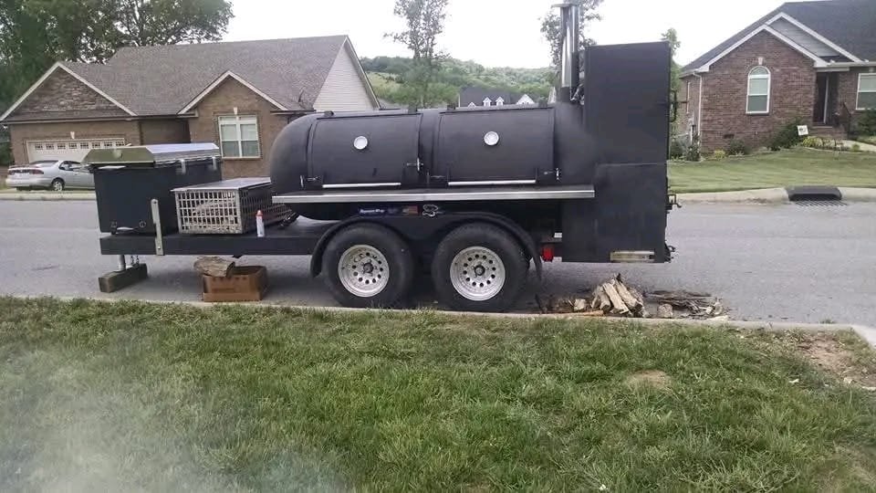 yoder smokers Firebox Access and Airflow Controls – 400 Gallon Smoker