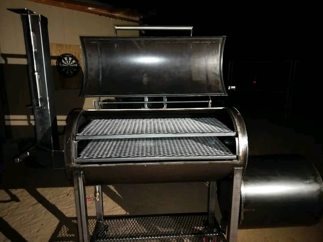 smoker bbq egg Perspective View Full 42x20 Smoker Setup