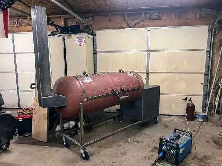 bbq brooks Smoke Stack and Frame Custom 120 Gallon Smoker