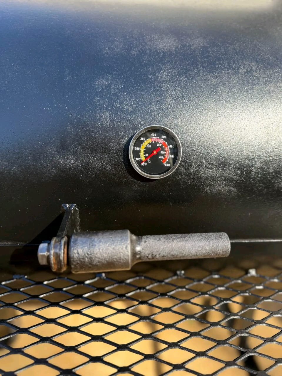 Temperature Gauge Detail – Smoker Chamber