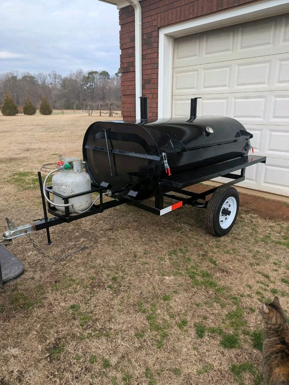 Trailer Hitch and Propane Tank Setup luna grill menu