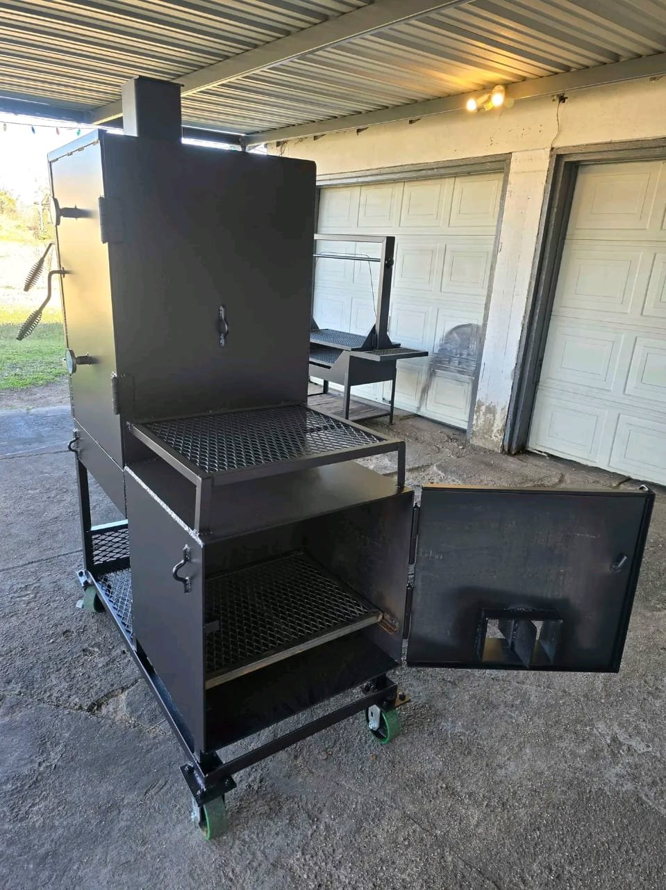 Side Profile – Firebox and Prep Shelves
